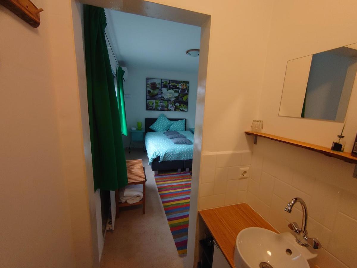 Het Koekoeksnest-Nieuwegein Bed and Breakfast Exteriör bild