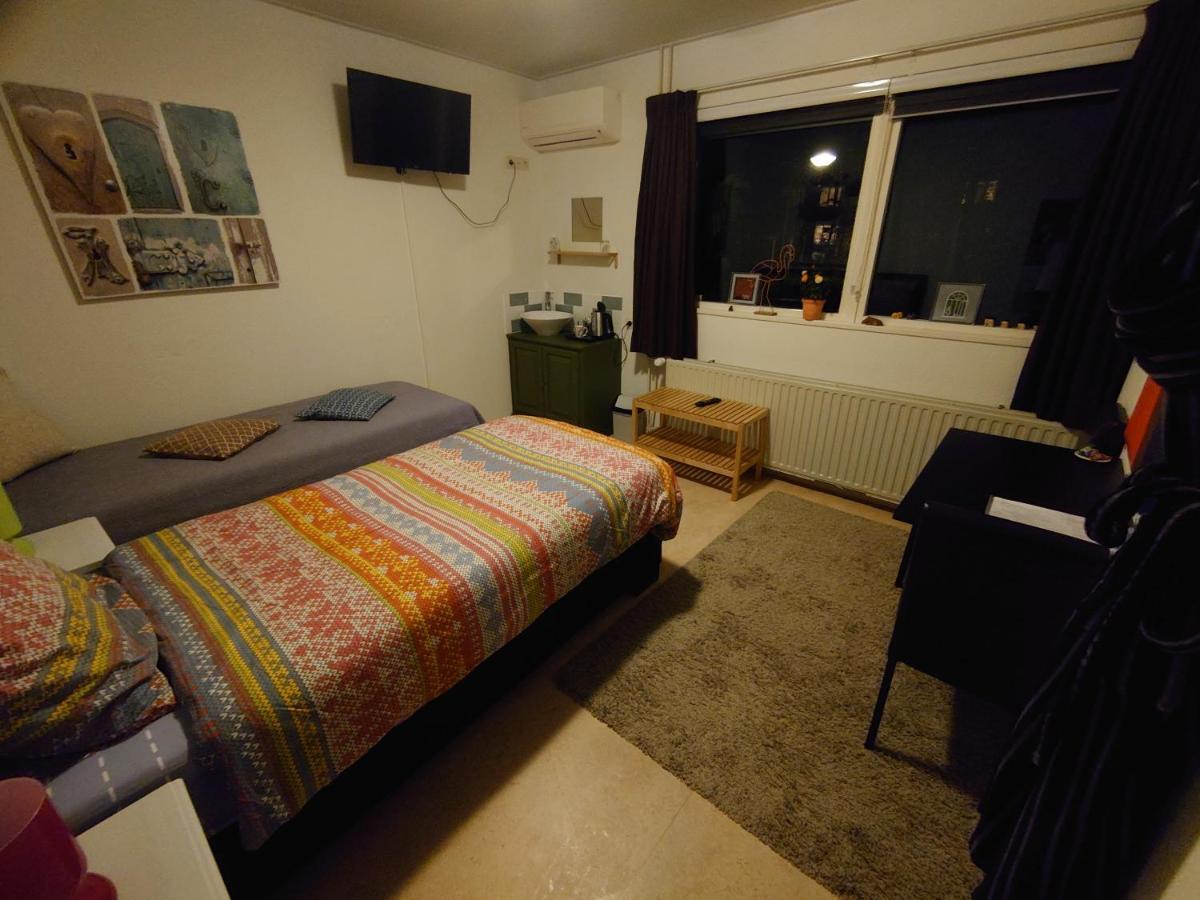 Het Koekoeksnest-Nieuwegein Bed and Breakfast Exteriör bild